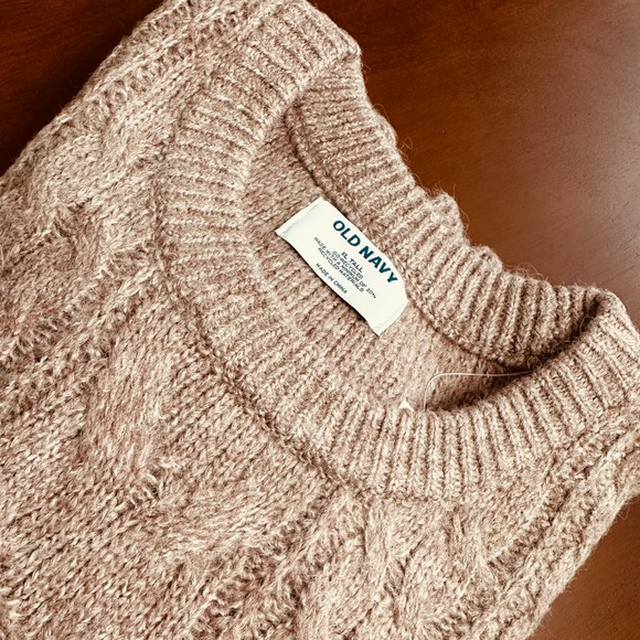 Old Navy Women’s Sweater XL - Picture 5 of 10